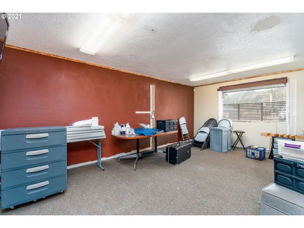 315 E Columbia River Hwy, Clatskanie, OR 97016